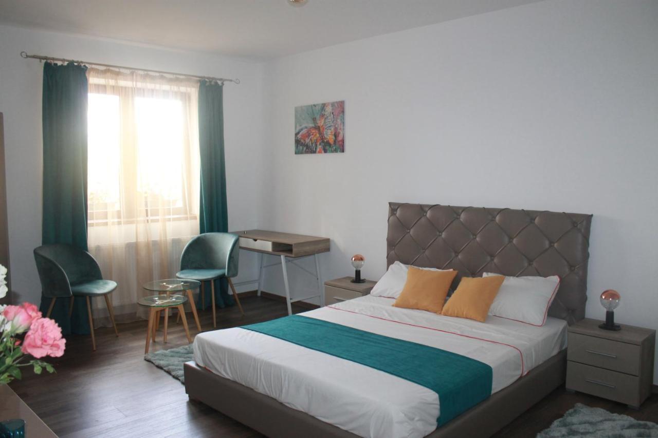 Apartment Turquoise Victoria Bucharest
